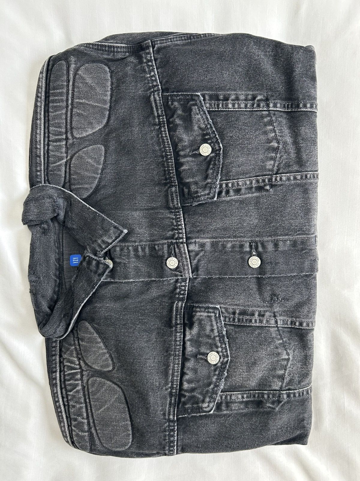 Balenciaga × Gap × Yeezy Yeezy Gap Padded Denim Jacket Balenciaga Grey Wash China Size US XL / EU 56 / 4 - 2 Thumbnail