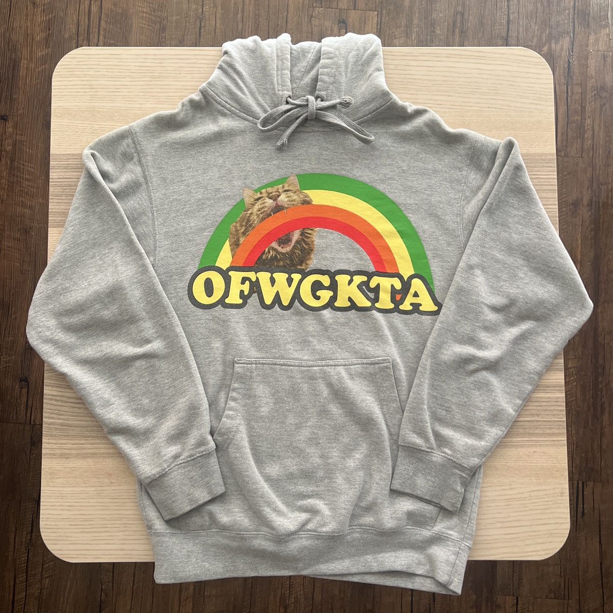 Odd Future OFWGKTA Cat Biting Rainbow Hoodie Size US S / EU 44-46 / 1 - 1 Thumbnail