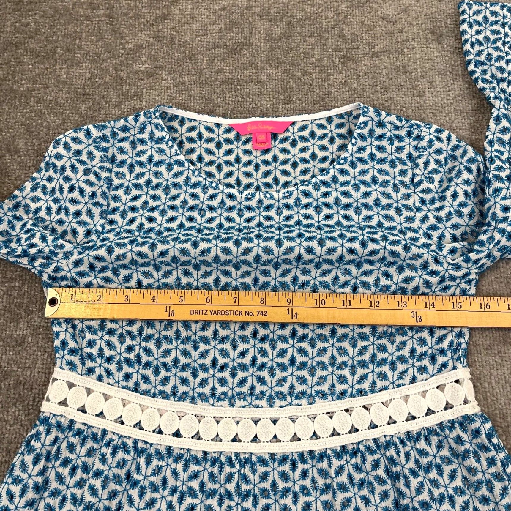 Lilly Pulitzer LILLY PULITZER Top Womens XXS Zazie Eyelet Shirt Mr Peacock Blue Zanzibar Preppy Shirt Womens XXS LILLY PULITZER Size XXS / US 00 / IT 34 - 5 Thumbnail