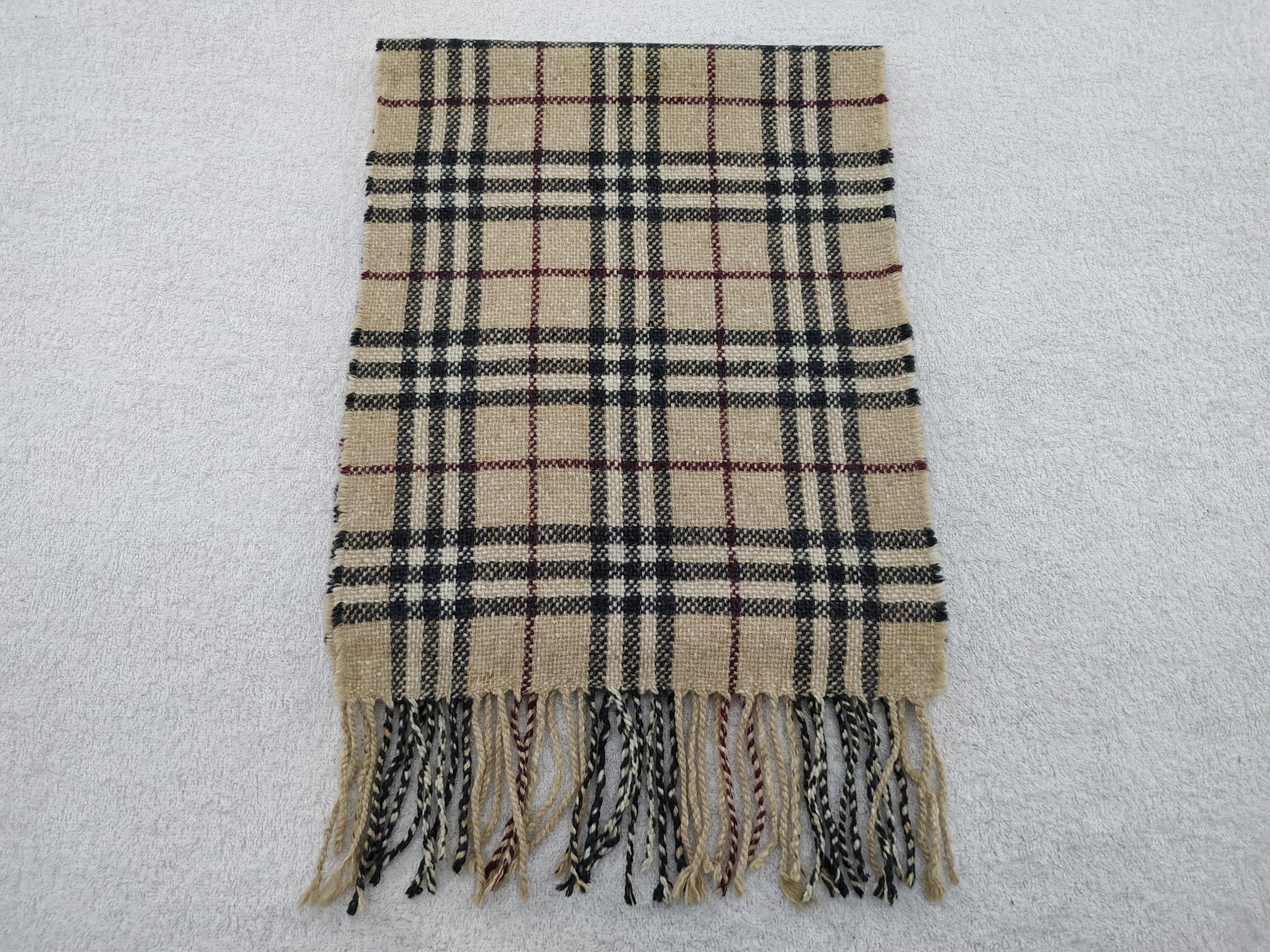 Burberry Vintage Burberry Scarf/Muffler/Neckwear MF295 Size ONE SIZE - 1 Thumbnail