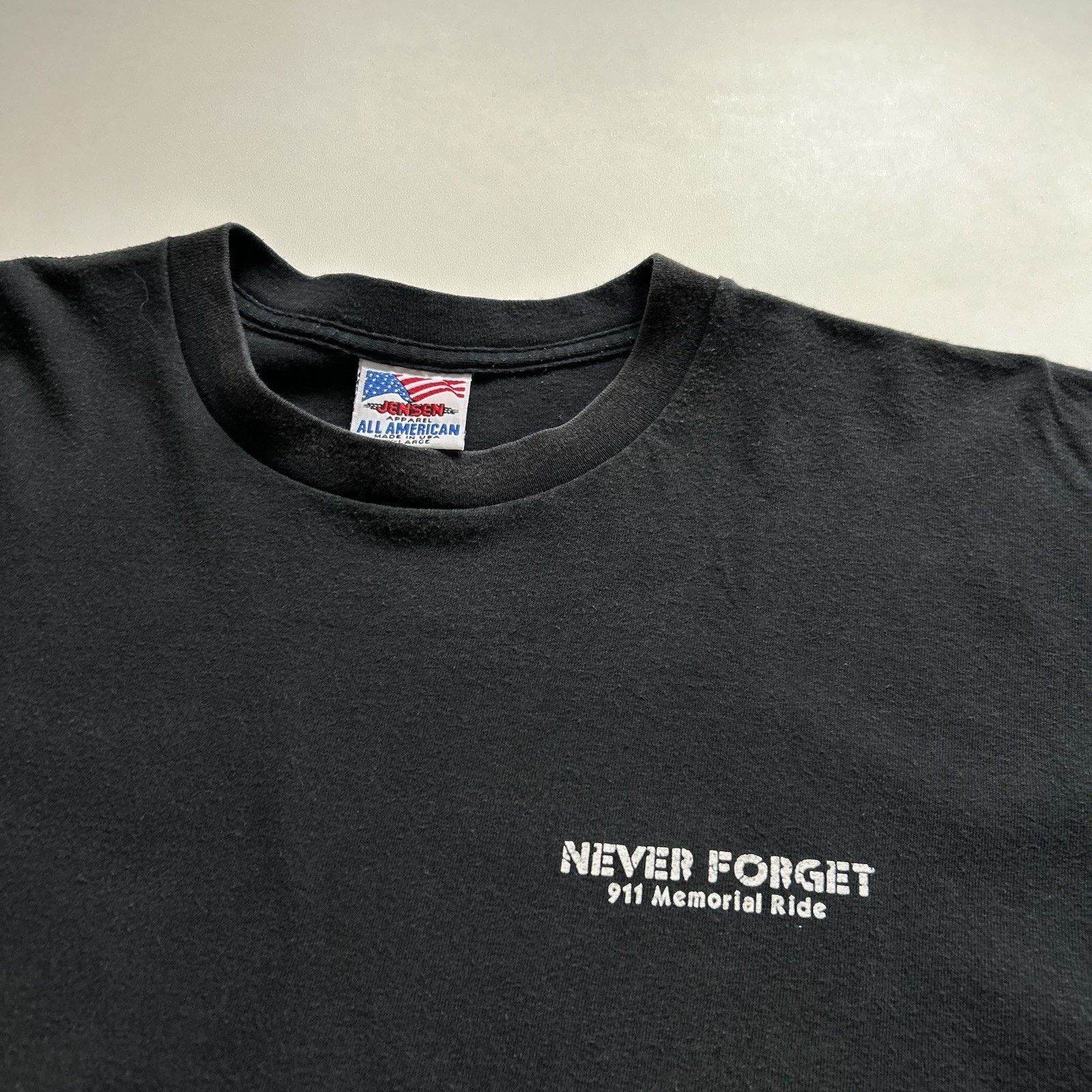 Vintage Vintage 2001 New York City 9/11 T Shirt 2XL Twin Towers NYC Size US XXL / EU 58 / 5 - 6 Thumbnail