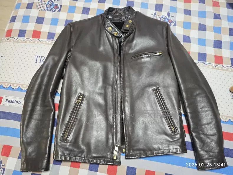 Schott 141 Cowhide locomotive leather jacket Size US S / EU 44-46 / 1 - 1 Thumbnail