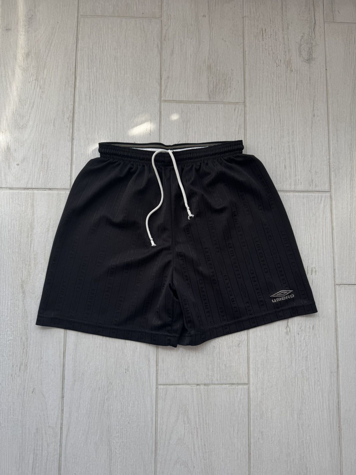 Umbro Vintage 90s Umbro Monogram Football Shorts Black Silver M Size US 32 / EU 48 - 1 Thumbnail