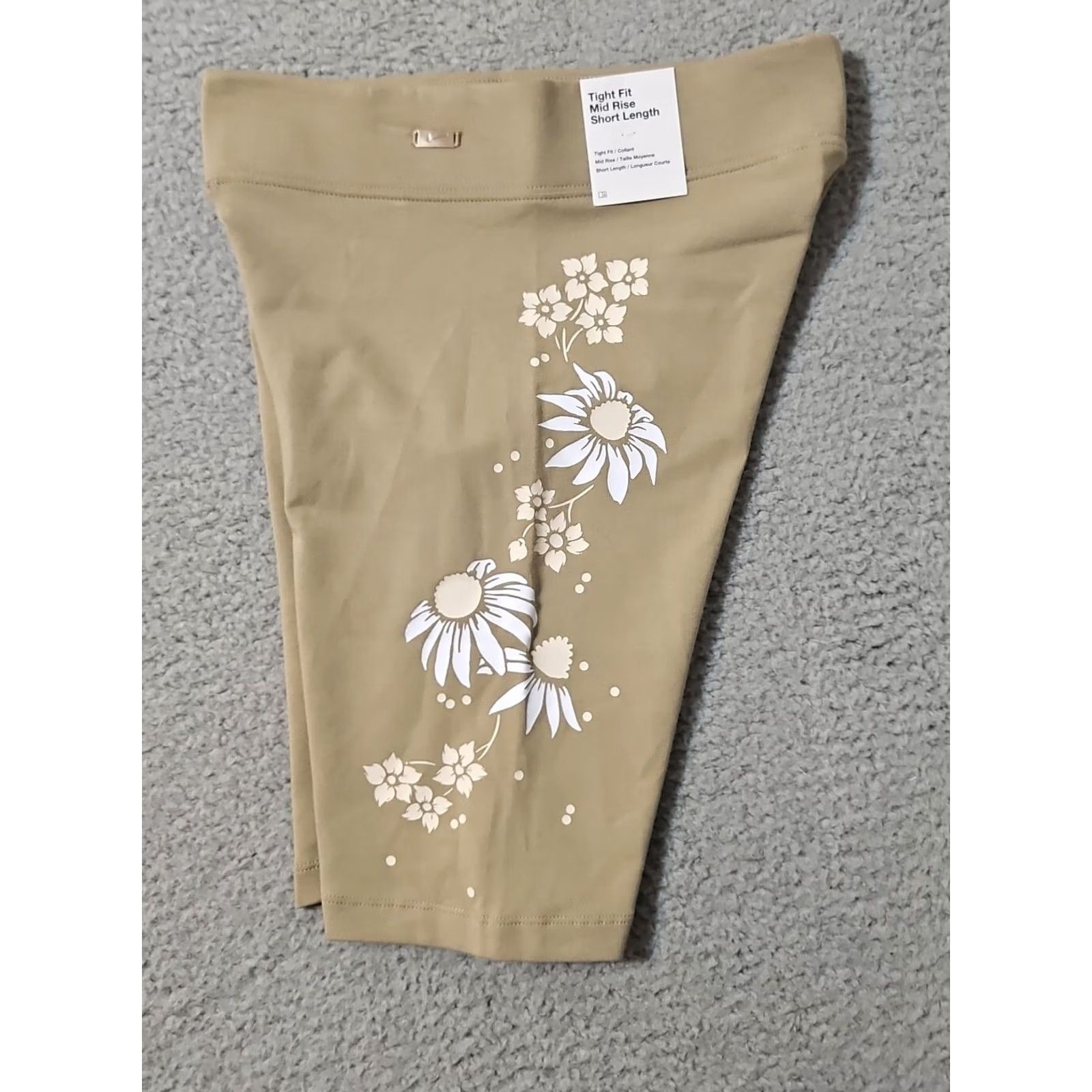 Nike Nike Women's Garden Party Tight Fit Bike Shorts NWT Light Brown Small Yoga Activewear Shorts Tennis Running Gym Size 28" / US 6 / IT 42 - 2 Thumbnail