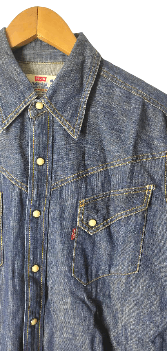 Levi's VINTAGE LEVIS 90S CHAMBRAY DENIM MADE IN HONG KONG Size US M / EU 48-50 / 2 - 4 Thumbnail