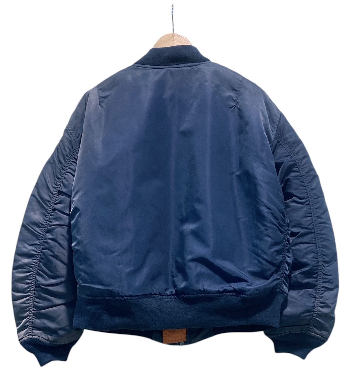 Alpha Industries Vintage Alpha industries Ma-1 Bomber Jacket Navy Blue Size US L / EU 52-54 / 3 - 2 Thumbnail