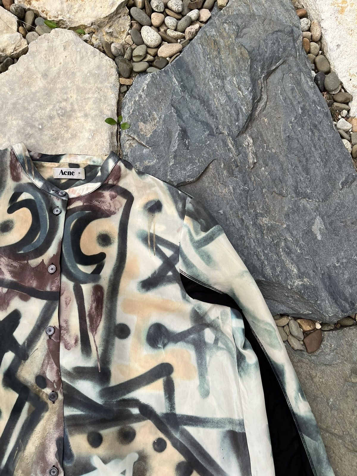 Acne Studios × Vintage Vintage Acne Studios AW10 silk shirt grafiti star full print Size XS / US 0-2 / IT 36-38 - 3 Thumbnail