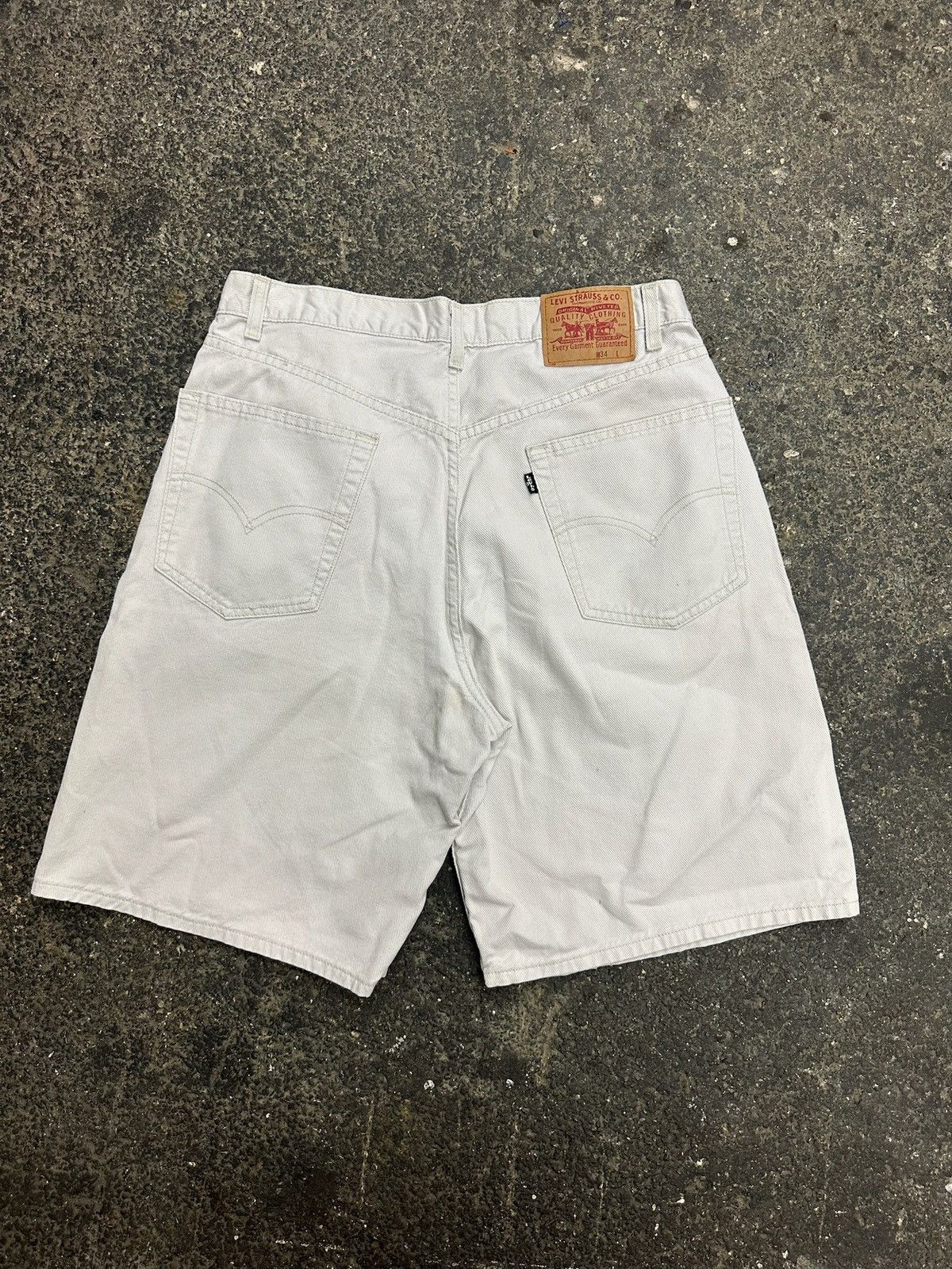 Levi's Y2K Levi’s boxy fit jorts Size US 33 - 1 Thumbnail