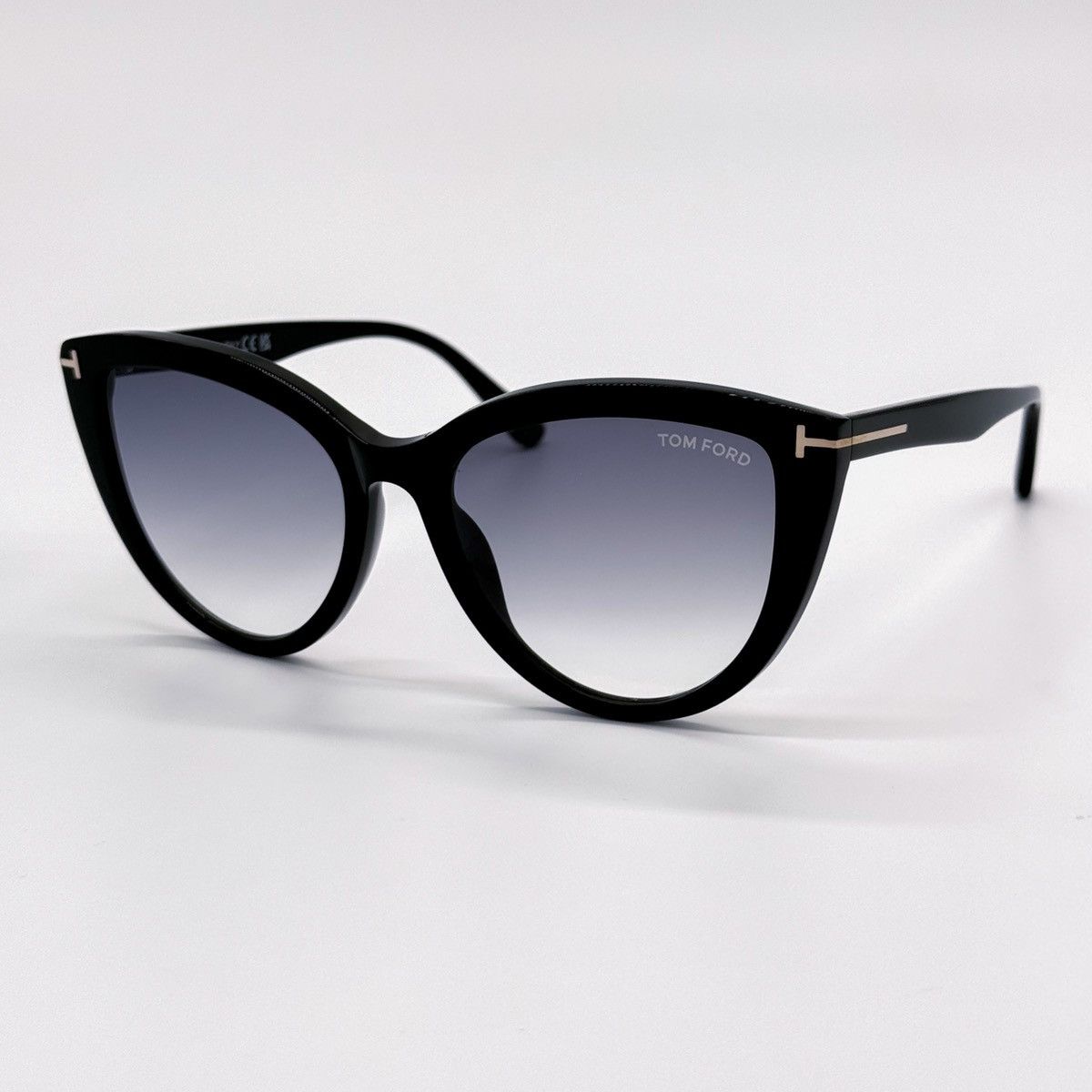 Tom Ford NEW TOM FORD ISABELLA-02 TF915 01B WOMEN SUNGLASSES FT0915/S Size ONE SIZE - 2 Thumbnail