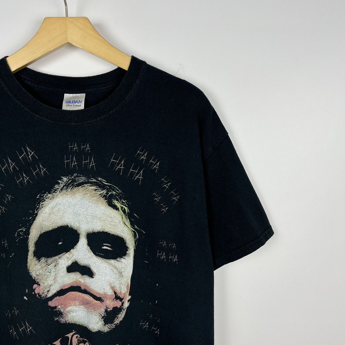 DC Comics × Vintage Vintage Joker “ Why So Serious? ” rare Dc movie tee 00’s Size US L / EU 52-54 / 3 - 2 Thumbnail