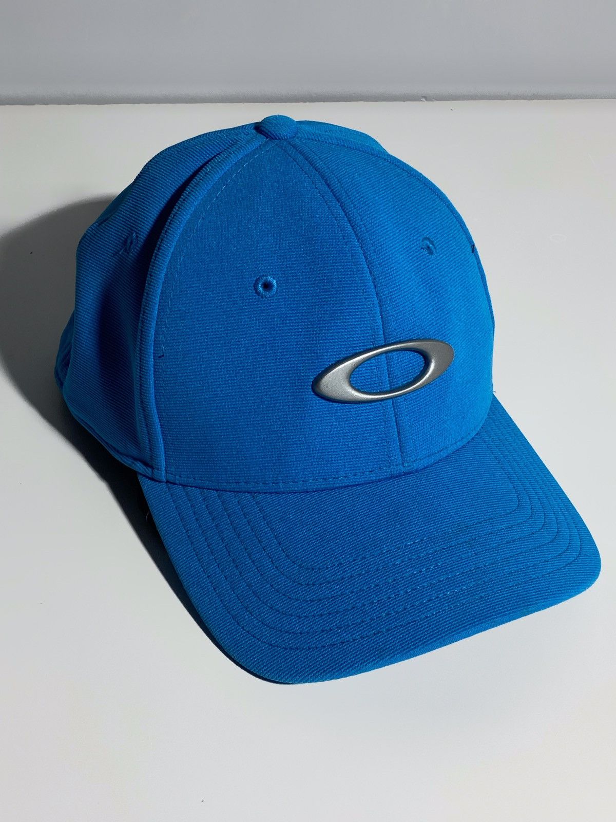 Oakley 🔥Y2K OAKLEY METAL ICON FLEX FIT CAP BLUE RARE GORPCORE STYLE Size ONE SIZE - 4 Thumbnail