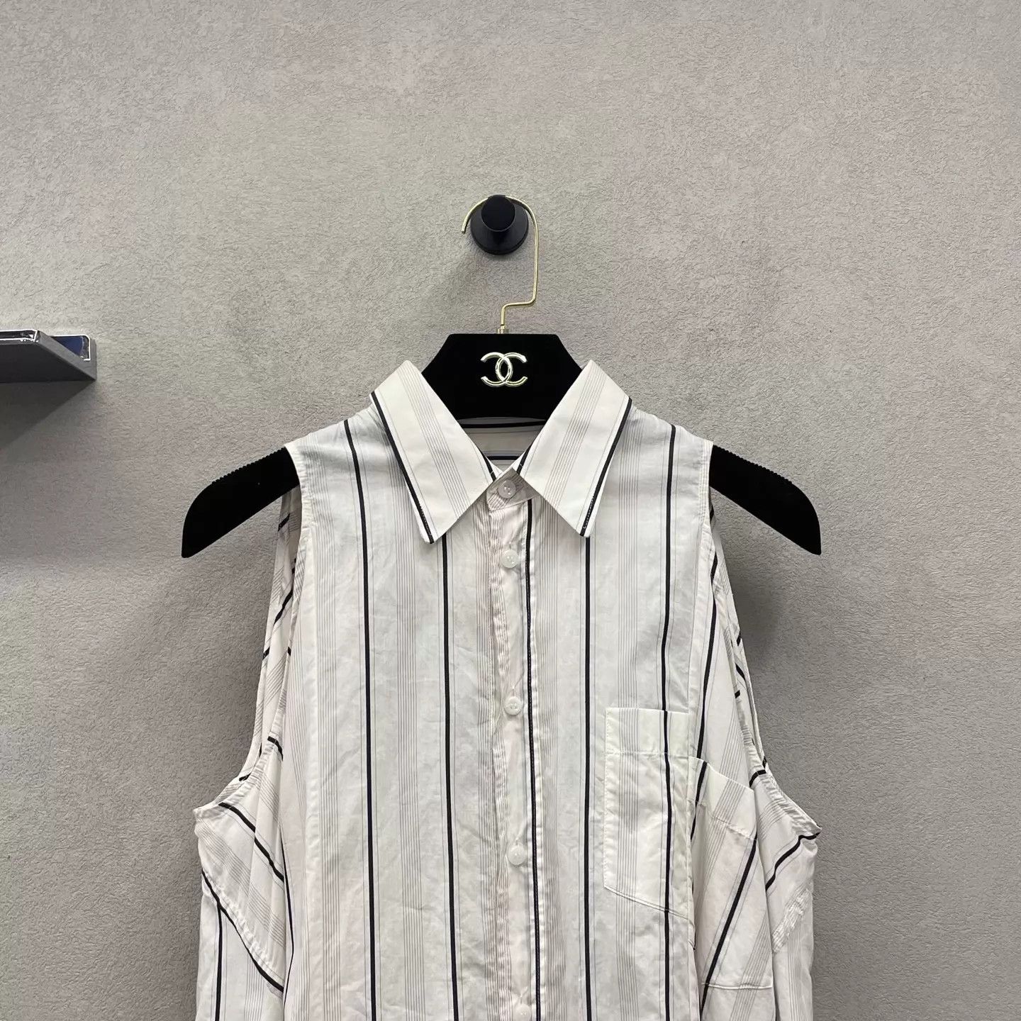 Maison Margiela MM 38 Off-Shoulder Classic Stripe Shirt Dresses Size XS / US 0-2 / IT 36-38 - 4 Thumbnail