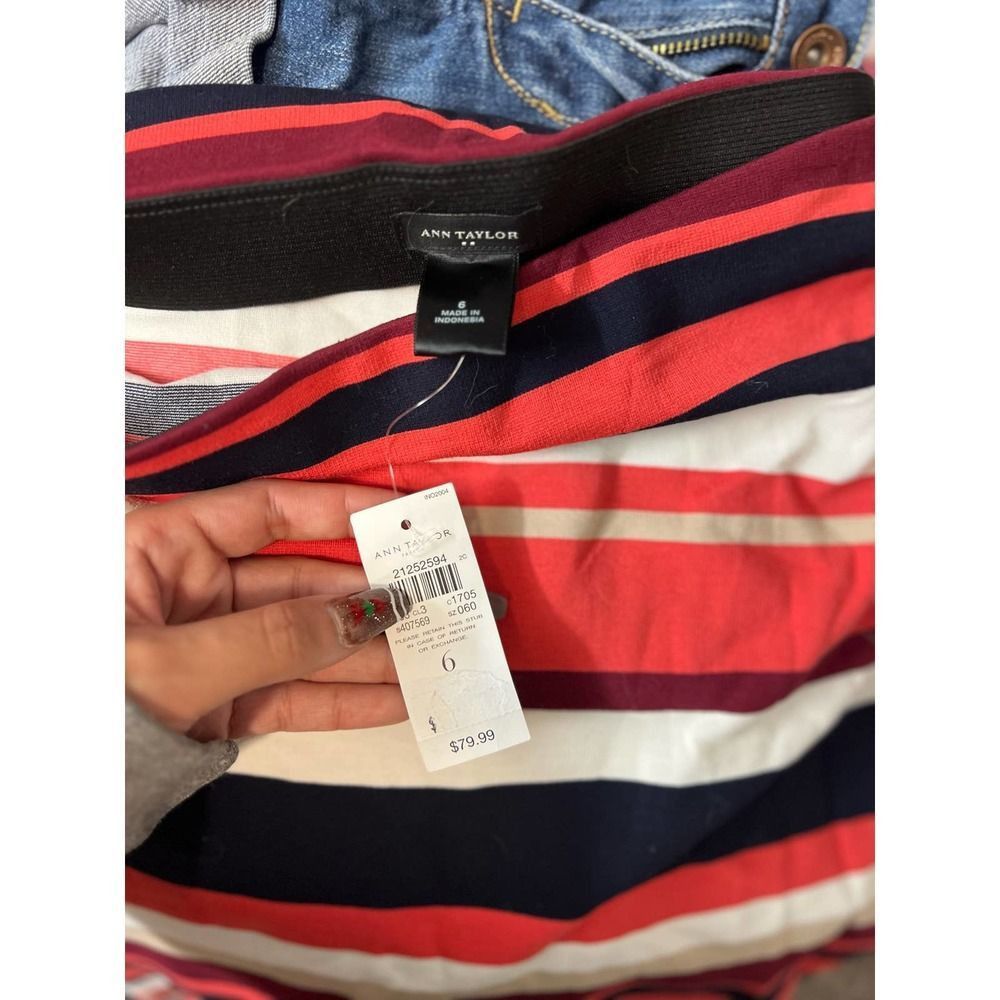 Loft Ann Taylor Striped Pencil Skirt Size 6 – Red Navy Cream | NW Size 27" / US 4 / IT 40 - 2 Thumbnail
