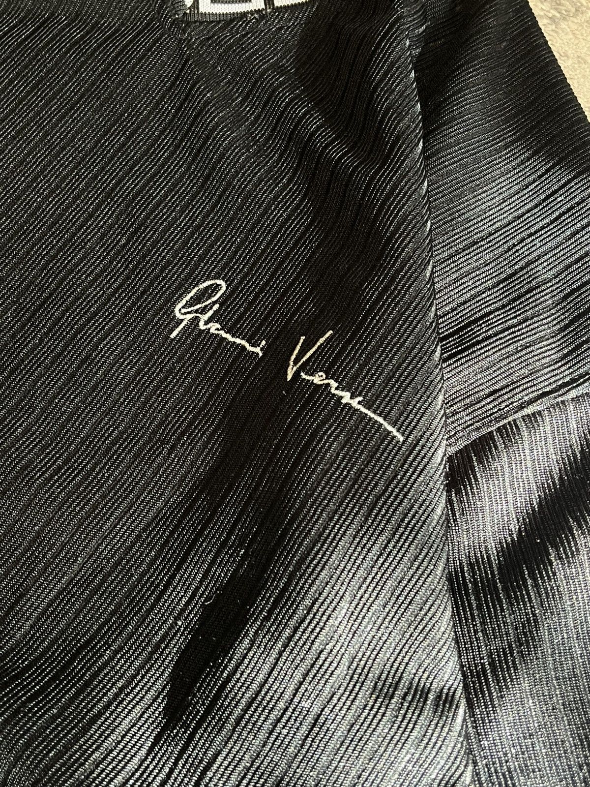 Versace Vintage Versace black T-shirt Size US XL / EU 56 / 4 - 2 Thumbnail