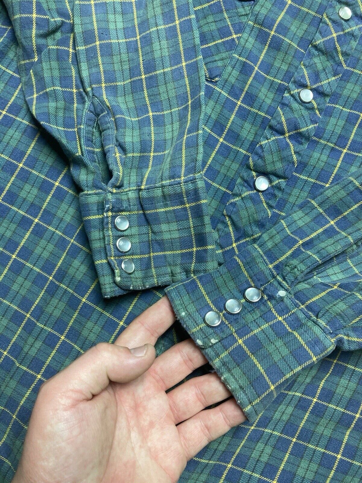 Vintage VTG 70s Pearl snap flannel shirt western cowboy plaid large Size US L / EU 52-54 / 3 - 4 Thumbnail