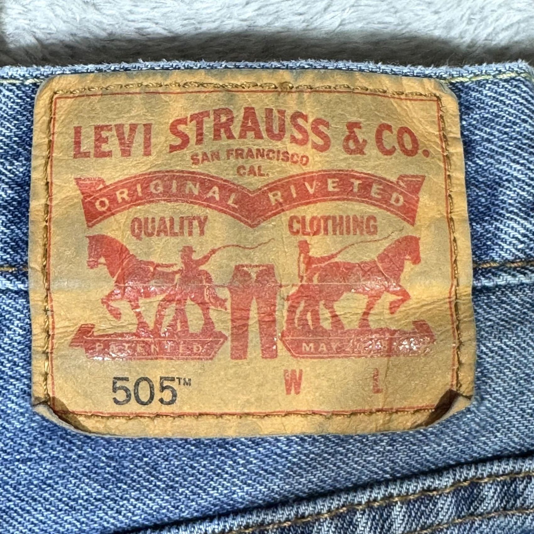 Levi's Levi's 505 Jeans Mens 46x30 Medium Blue Regular Straight Denim Zip fly Button Closure, 5-Pocket Design Size US 30 / EU 46 - 3 Thumbnail
