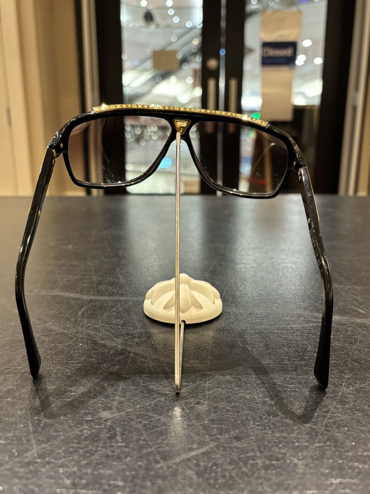 Louis Vuitton Louis Vuitton Evidence Millionaire Sunglasses Size ONE SIZE - 6 Thumbnail