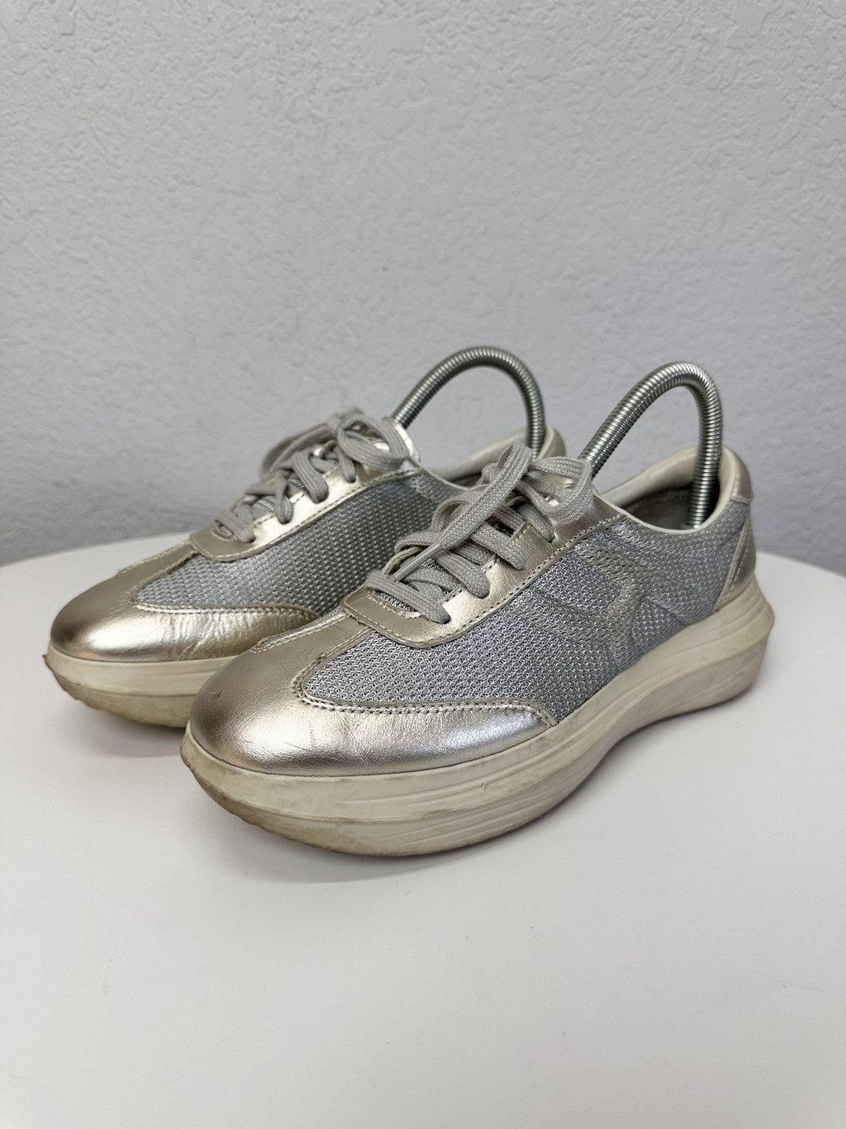 Kybun Gold women’s shoes vintage minimalist retro style Size US 8.5 / IT 38.5 - 3 Thumbnail