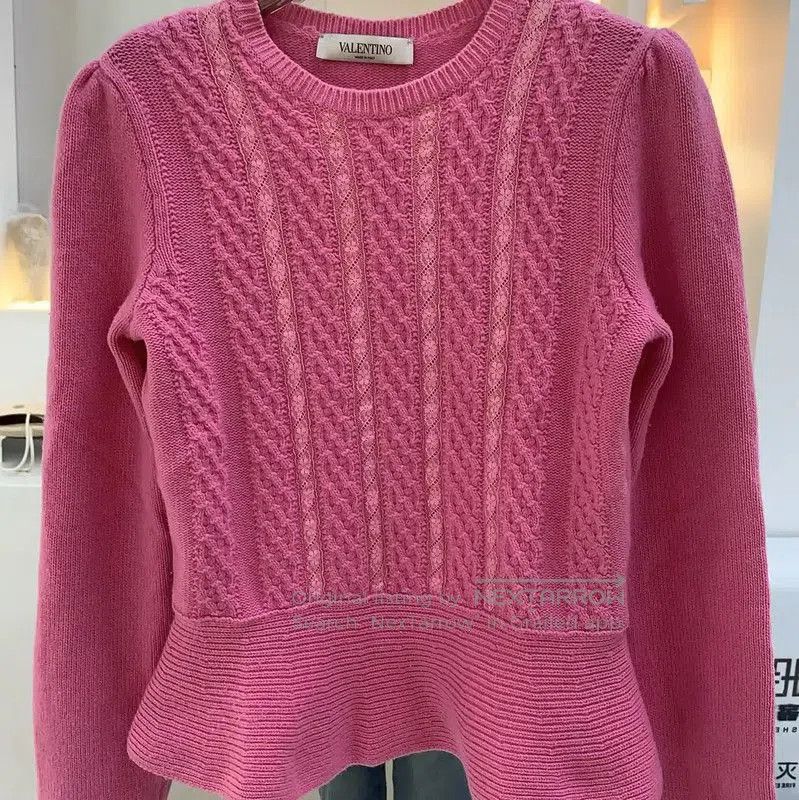 Valentino Valentino Knit Wool Blend Pullover for Women . Size M / US 6-8 / IT 42-44 - 1 Thumbnail