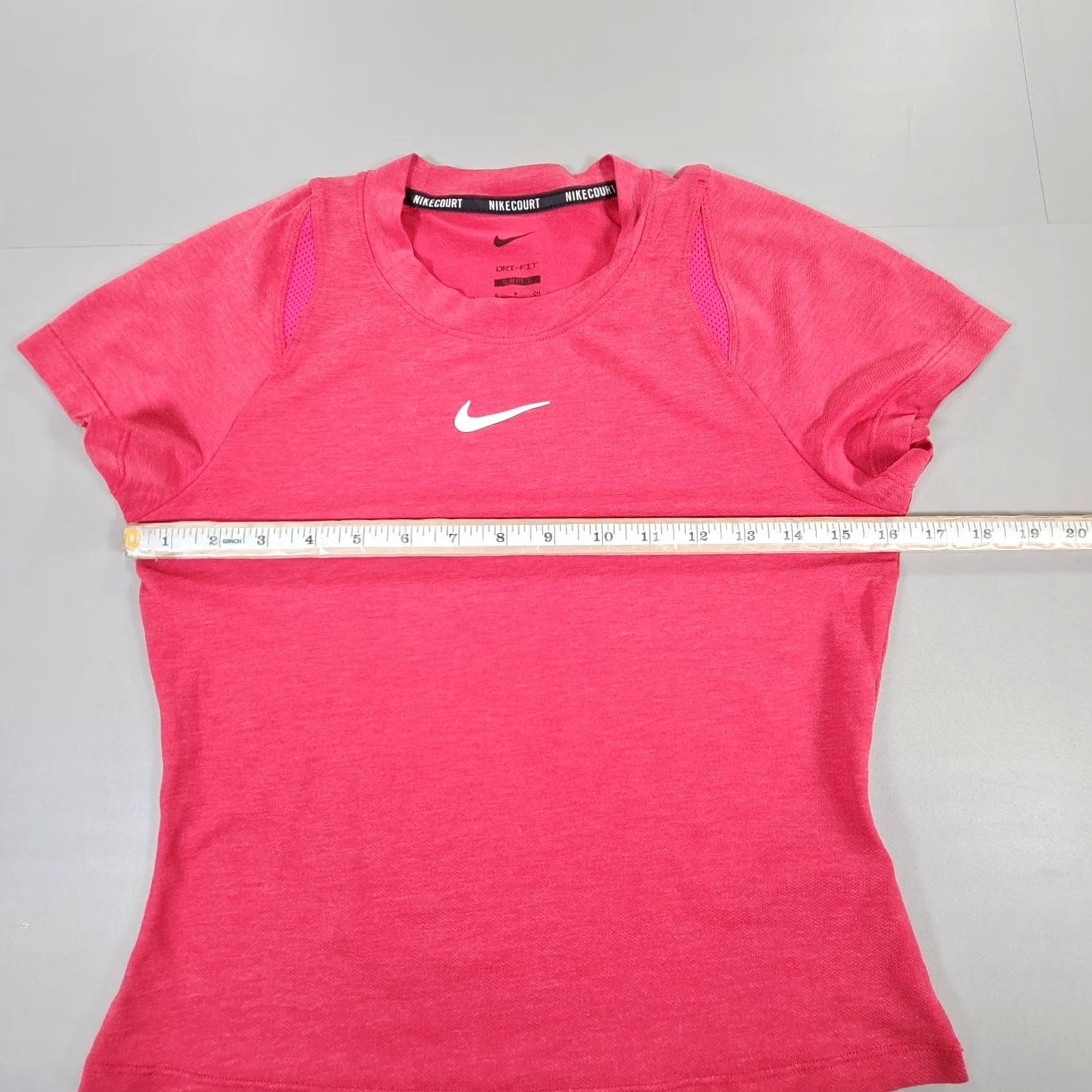 Nike Nike Womens Tennis T Shirt Slim Red Small Dri-Fit Court Slam Nike Dri-Fit FD5675 614 Womens T-Shirt Size S / US 4 / IT 40 - 4 Thumbnail