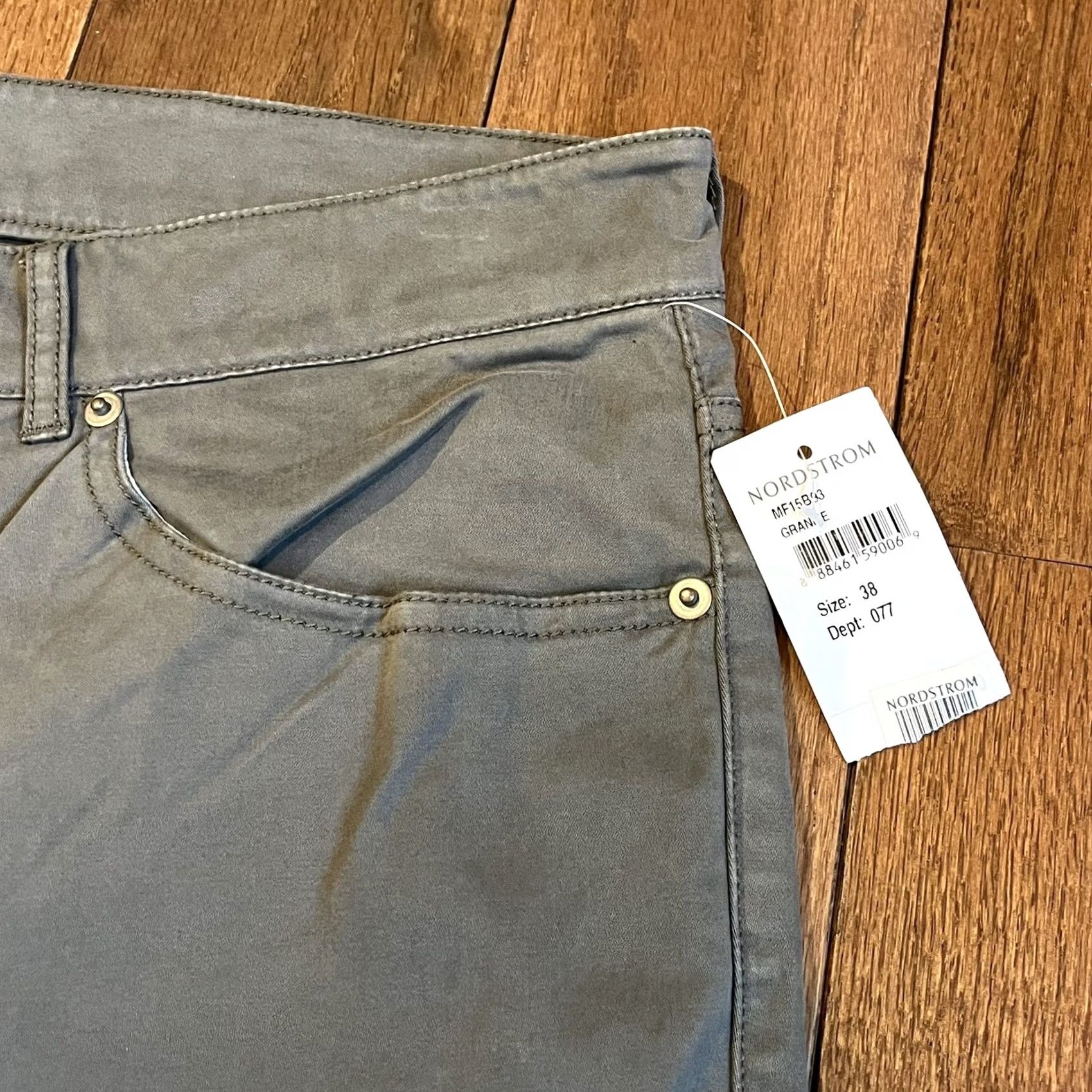 Peter Millar VINTAGE NWT Peter Millar Flat Front Khaki Pants Granite Cotton Stretch MF15B93 38x34 Mens Pants Size US 38 / EU 54 - 3 Thumbnail