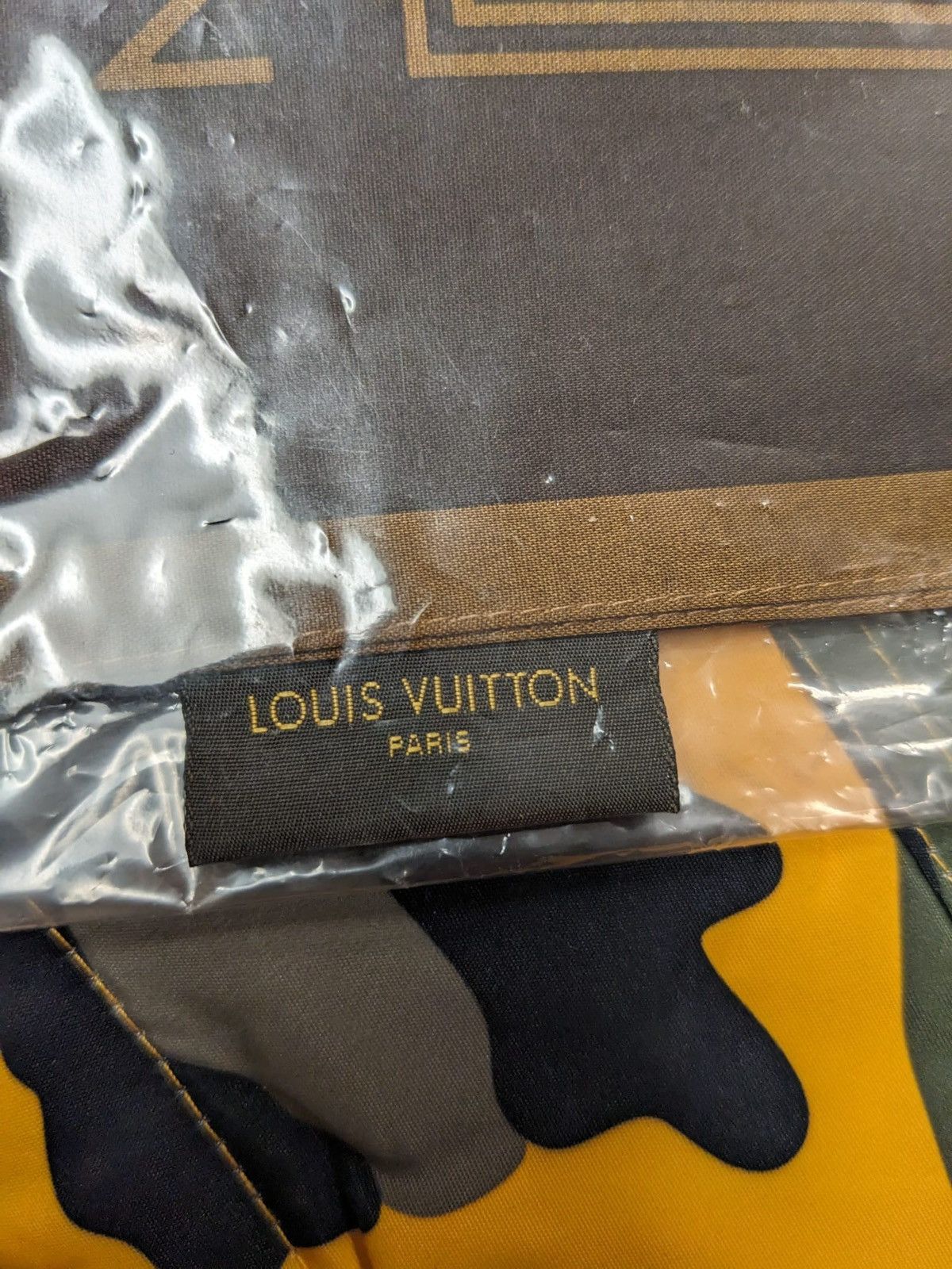Louis Vuitton × Supreme SS17 SUPREME LOUIS VUITTON MONOGRAM BANDANA 2017 Size ONE SIZE - 6 Thumbnail