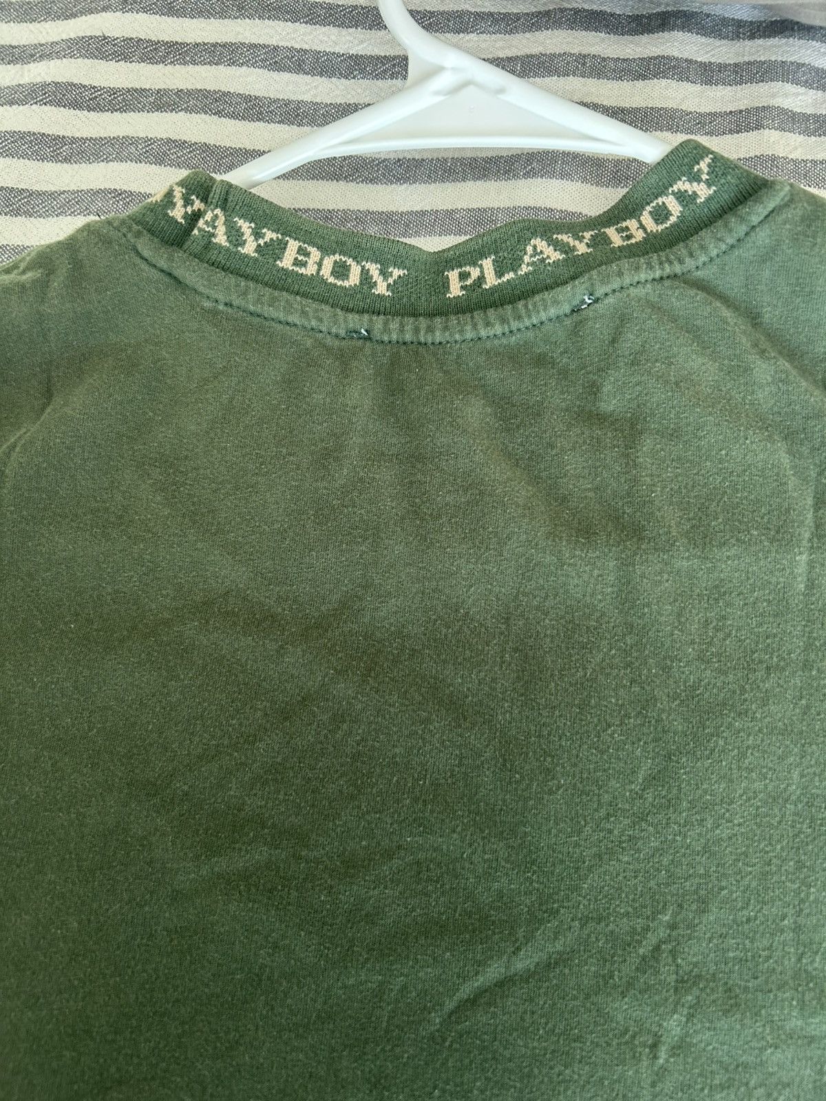Playboy Playboy by PacSun Green Pocket Tee Bunny Logo Size US M / EU 48-50 / 2 - 5 Thumbnail