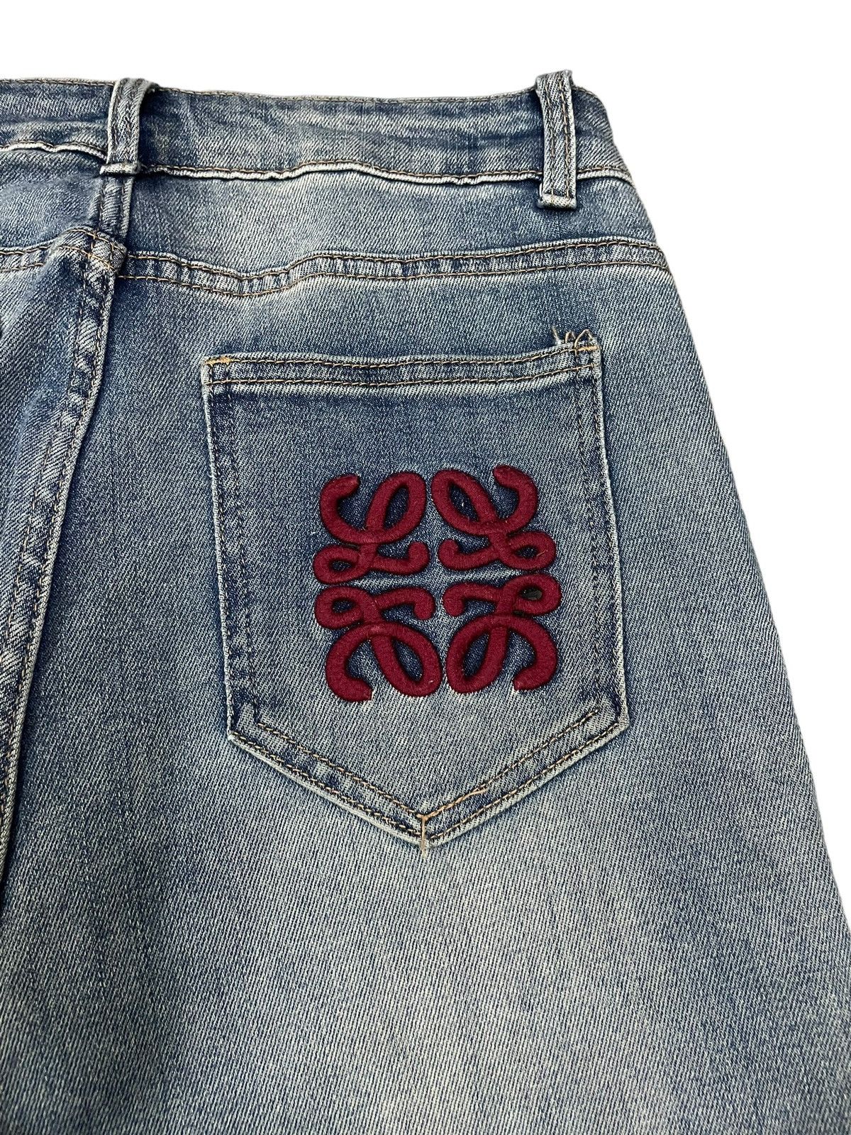 Japanese Brand Vintage Japanese Brand Embroidery Logo Baggy Style Jeans Size US 30 / EU 46 - 11 Thumbnail
