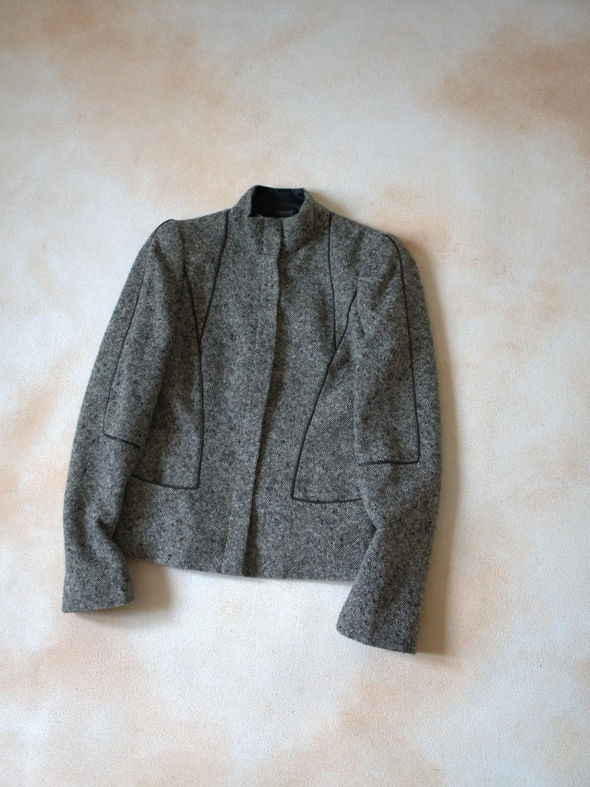 Alexander McQueen F/W 2004 Alexander McQueen Tweed Wool /W Leather Trim Jacket Size S / US 4 / IT 40 - 5 Thumbnail