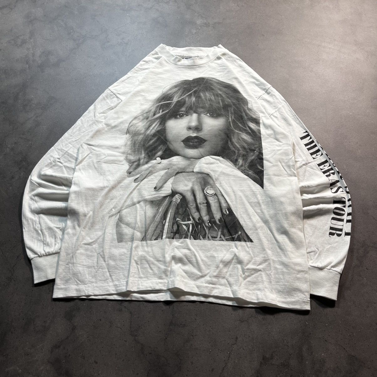 Band Tees Vintage 2000s Taylor Swift The Eras Tour Longsleeve Tee Size US XL / EU 56 / 4 - 2 Thumbnail