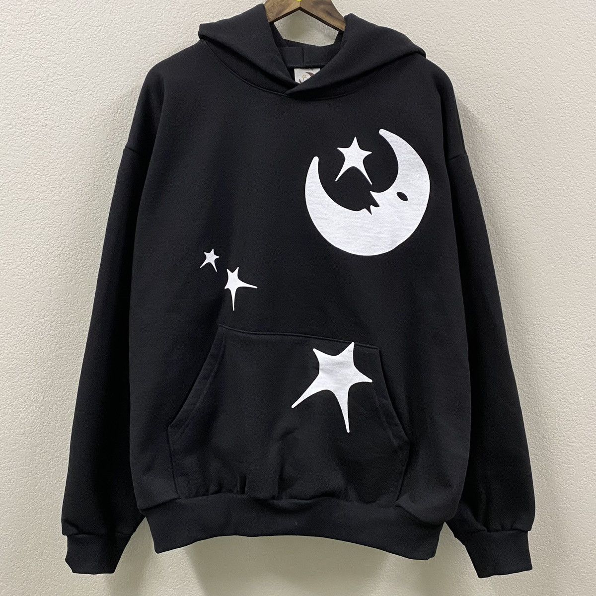 Lyrical Lemonade 2024 BY COLE BENNETT ITEM #072 CRESCENT MOON HOODIE (XL) Size US XL / EU 56 / 4 - 1 Thumbnail