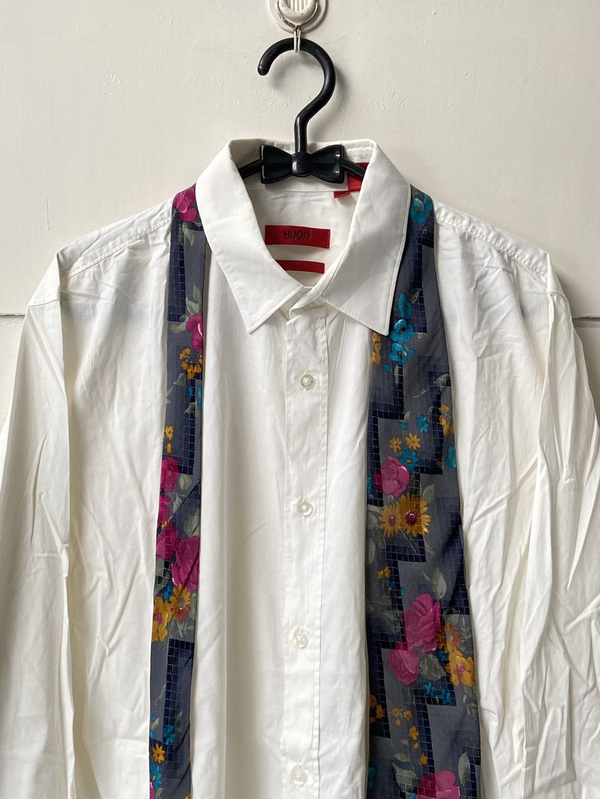 Designer × Hugo Boss × Japanese Brand HUGO BOSS White Shirt Tie Size US M / EU 48-50 / 2 - 12 Thumbnail