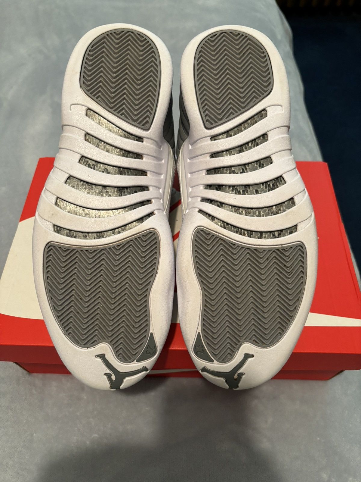 Jordan Brand Jordan 12 Retro Stealth 2022 Size 10 Size US 10 / EU 43 - 6 Thumbnail