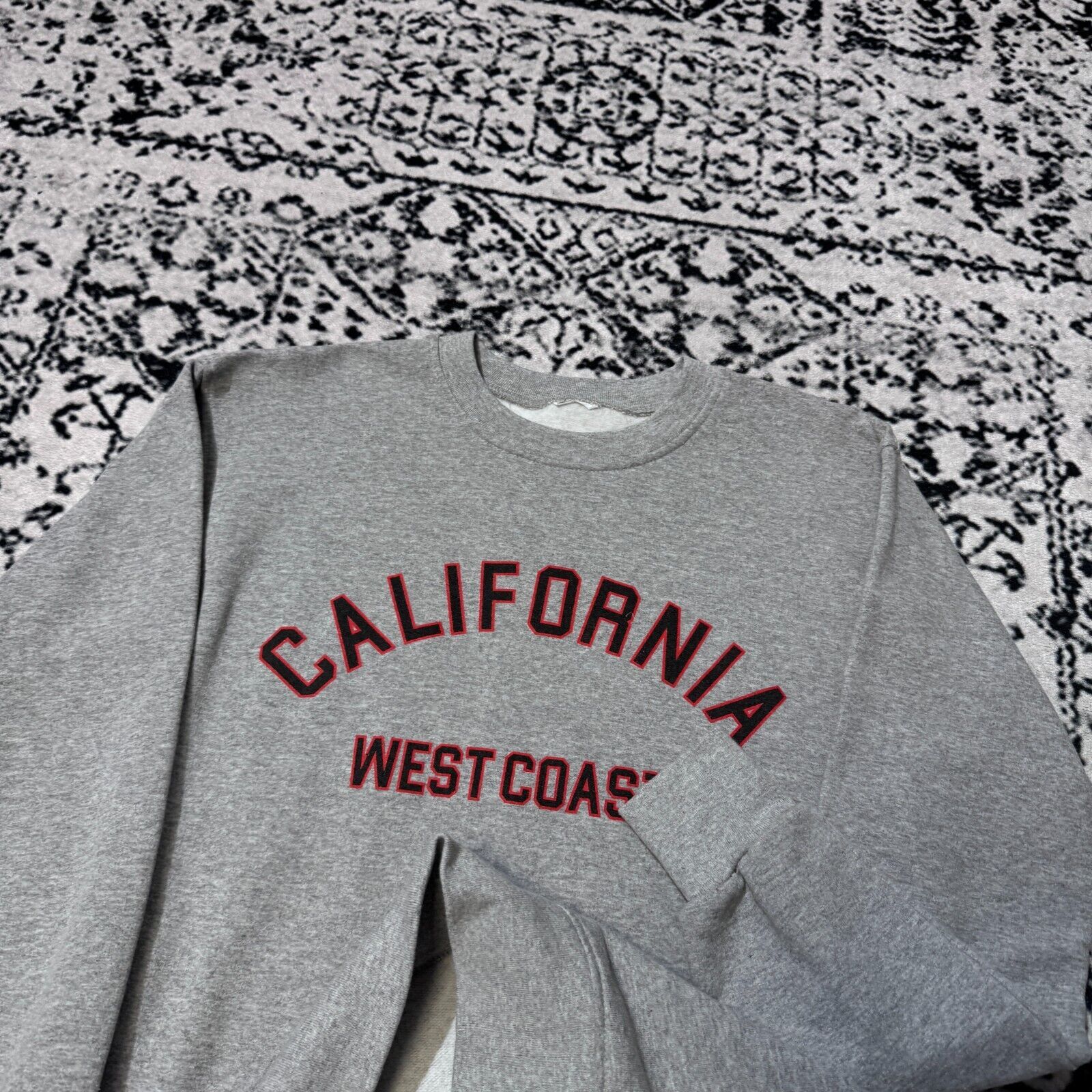 Vintage Vintage Gray Cotton Crewneck Size S California West Coast Size US S / EU 44-46 / 1 - 7 Thumbnail