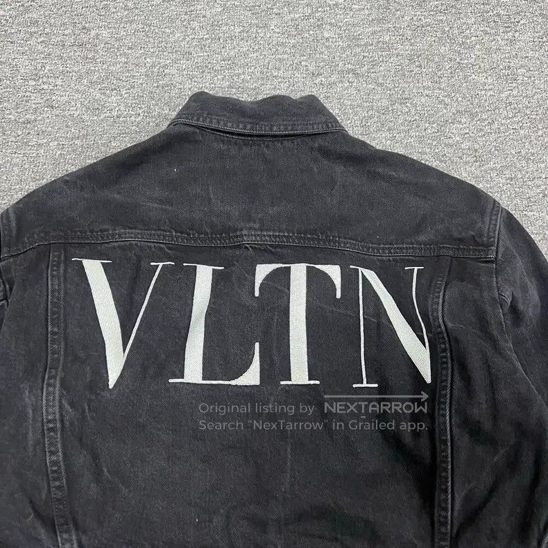 Valentino Valentino Embroidered short denim jacket Size M / US 6-8 / IT 42-44 - 4 Thumbnail