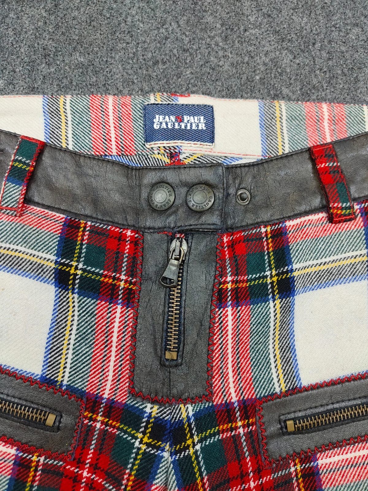 Jean Paul Gaultier 💥JPG Femme Tartan Plaid Leopard Panel Cropped Bondage Pants Size 40" / US 18 - 5 Thumbnail