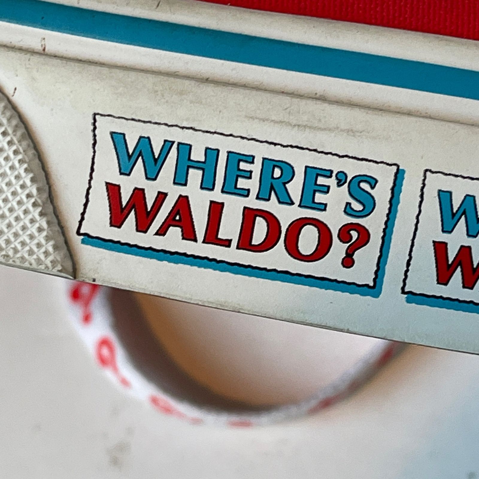 Vans VANS X Where's Waldo? Old Skool Special Edition M 8 W 9.5 Size US 8 / EU 41 - 4 Thumbnail