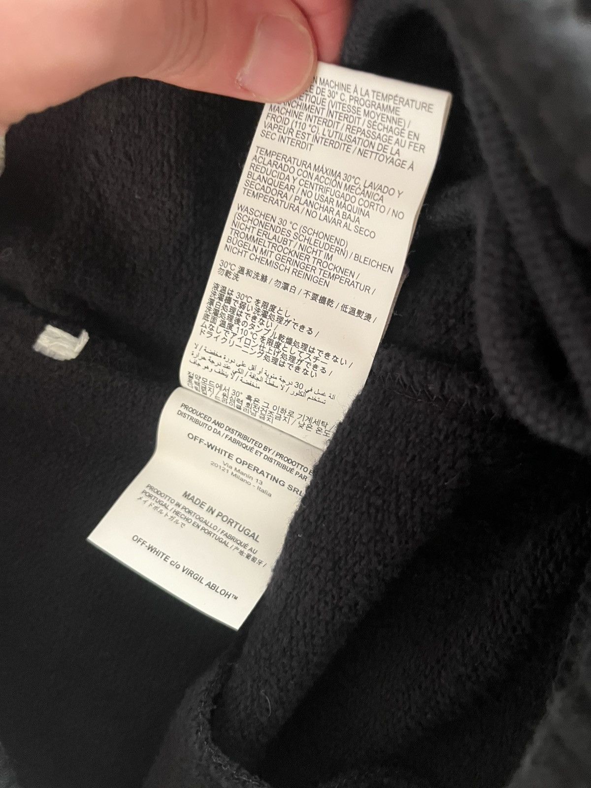 Off-White Unfinished Sweat Shorts Black/Silver Off-White Size US 28 / EU 44 - 8 Thumbnail