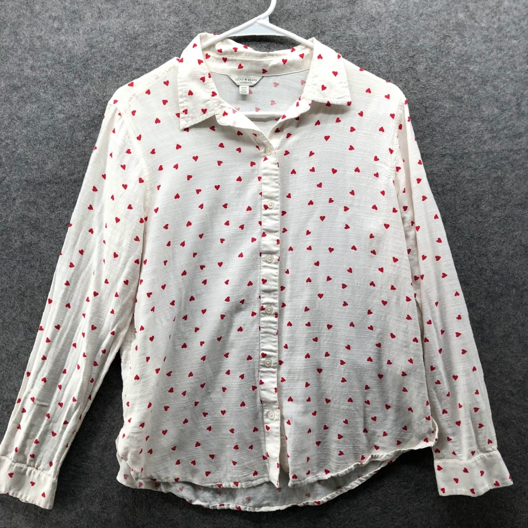 Lucky Brand Lucky Brand Heart Print Button Down Shirt Womens M White Red Long Sleeve Size M / US 6-8 / IT 42-44 - 2 Thumbnail