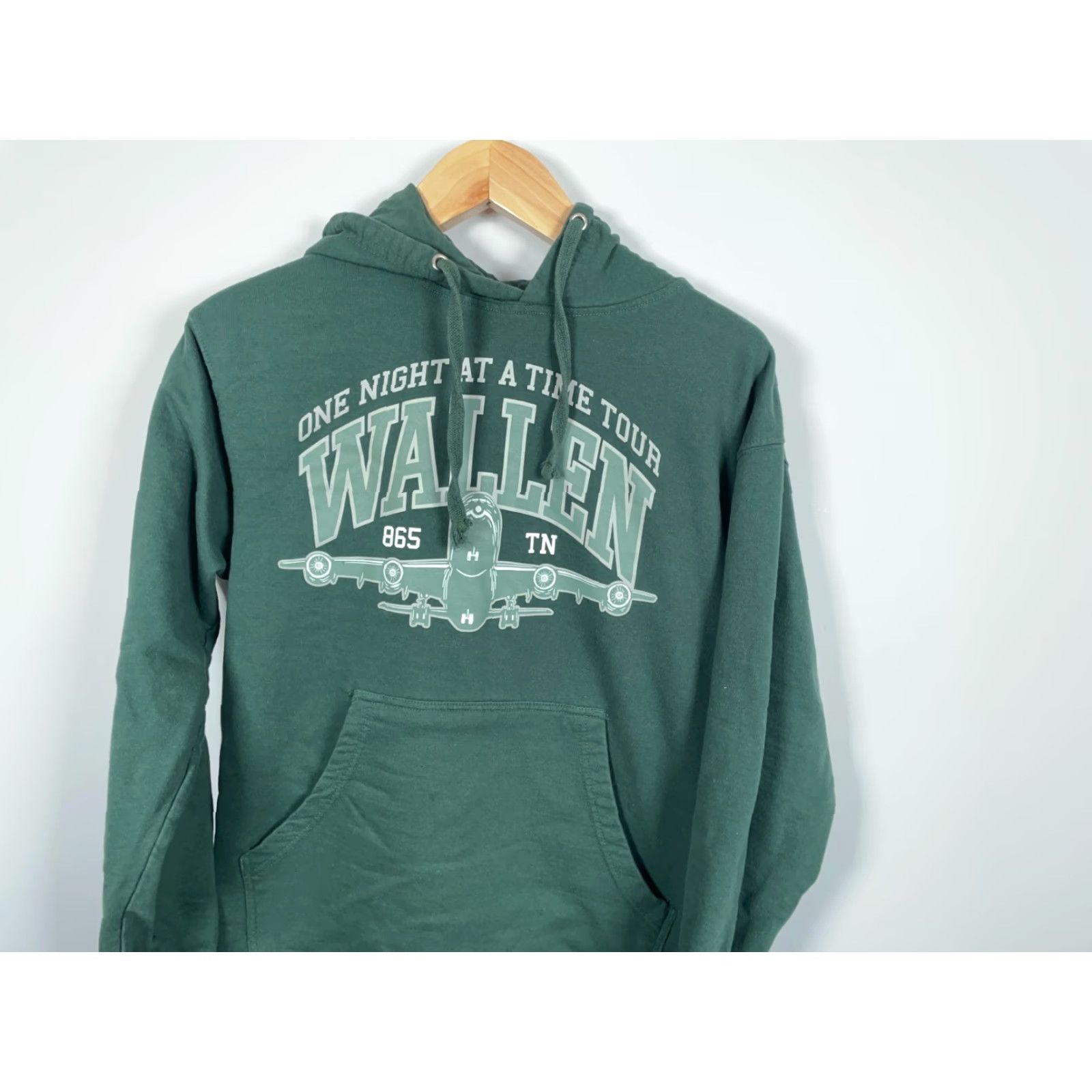 Vintage Morgan Wallen Hoodie Adult Medium One Night at Time Official Tour Sweatshirt Size US M / EU 48-50 / 2 - 4 Thumbnail