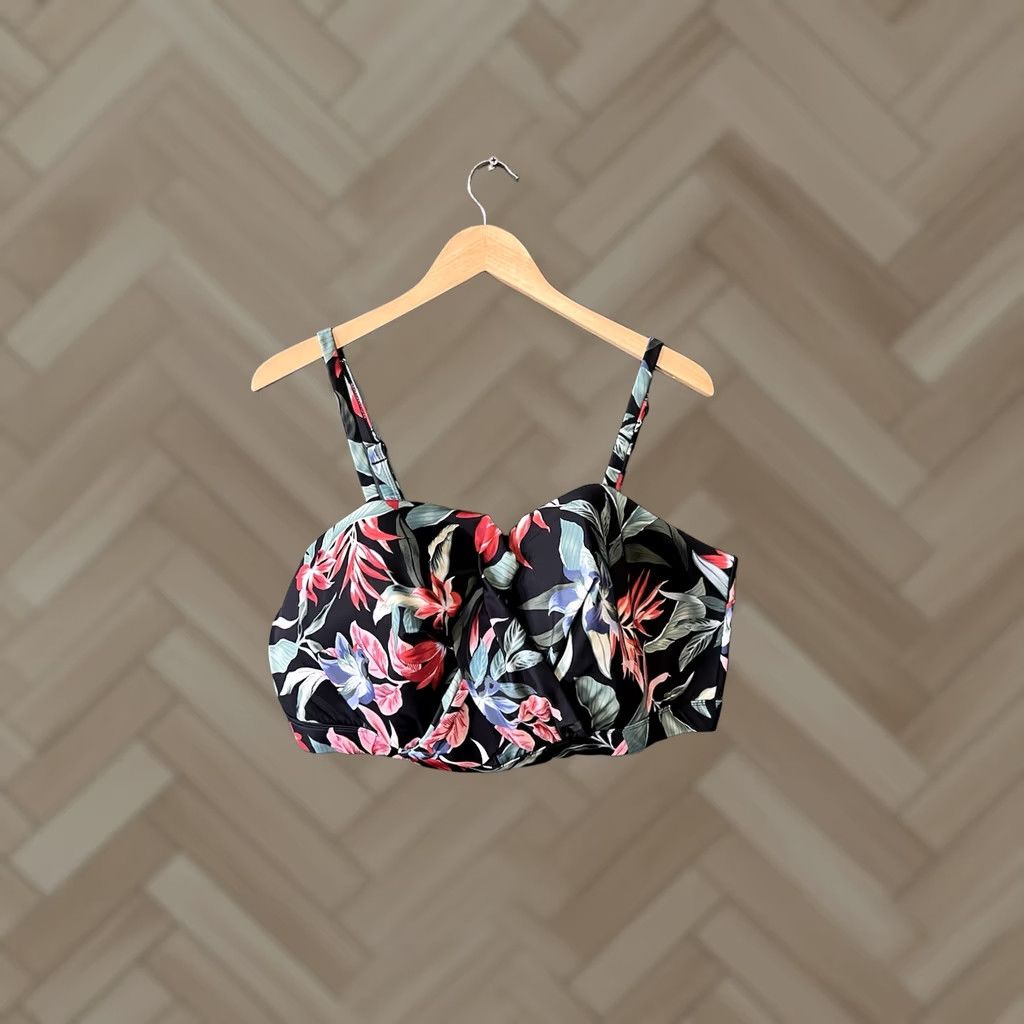 Swims VINTAGE Swim by Cacique Womens Bikini Top Plus Size 26 Black Floral Pattern Swim Top Bikini Womens Plus Size 26 Black Floral Pattern Size 4XL / US 24-26 - 1 Thumbnail