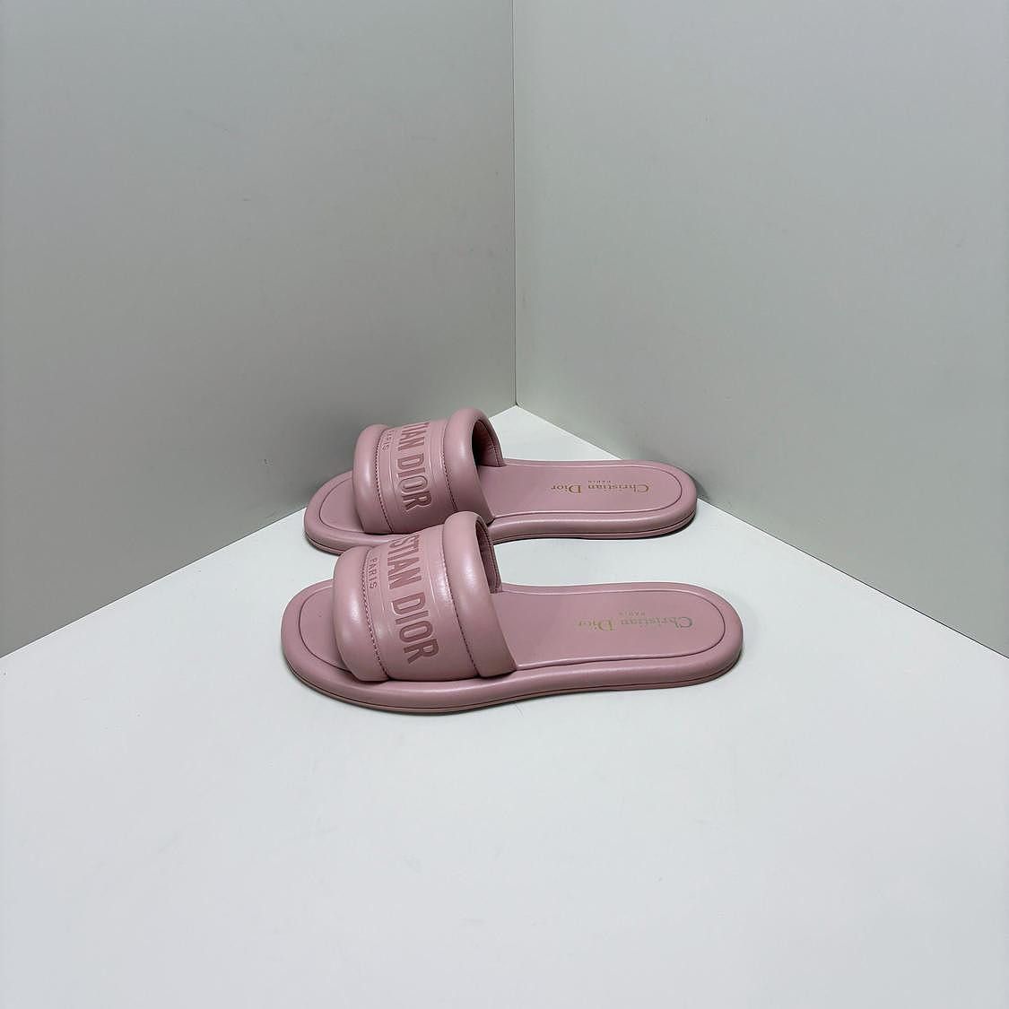 Dior Dior Pink Leather Slides Size 36 Size US 5 / IT 35 - 1 Thumbnail