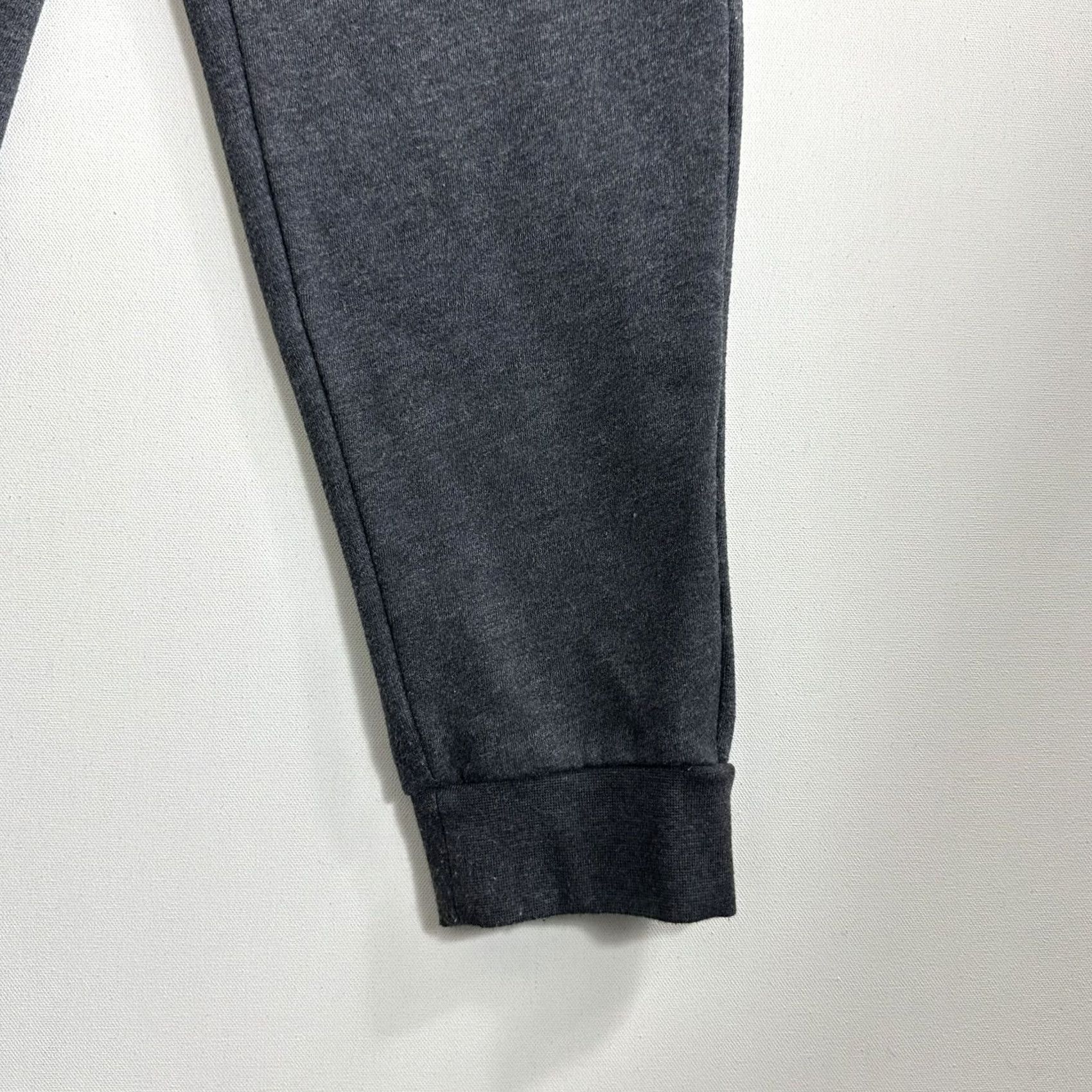 Fila FILA Sport Mens Joggers Sweatpants Athletic Fleece Pockets Gray Slim Tapered Pants Regular S Mens Activewear Jogger Winter Summer Spring Fall Size US 29 - 6 Thumbnail