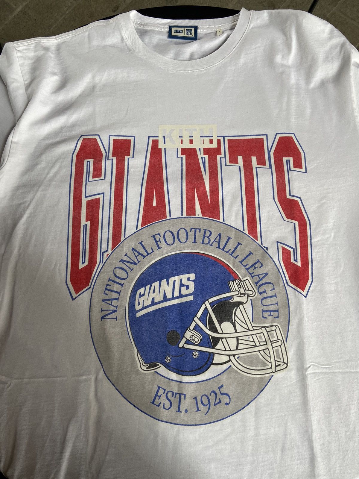 Kith for the NFL: Giants 1925 Vintage Tee - Current – Kith Europe