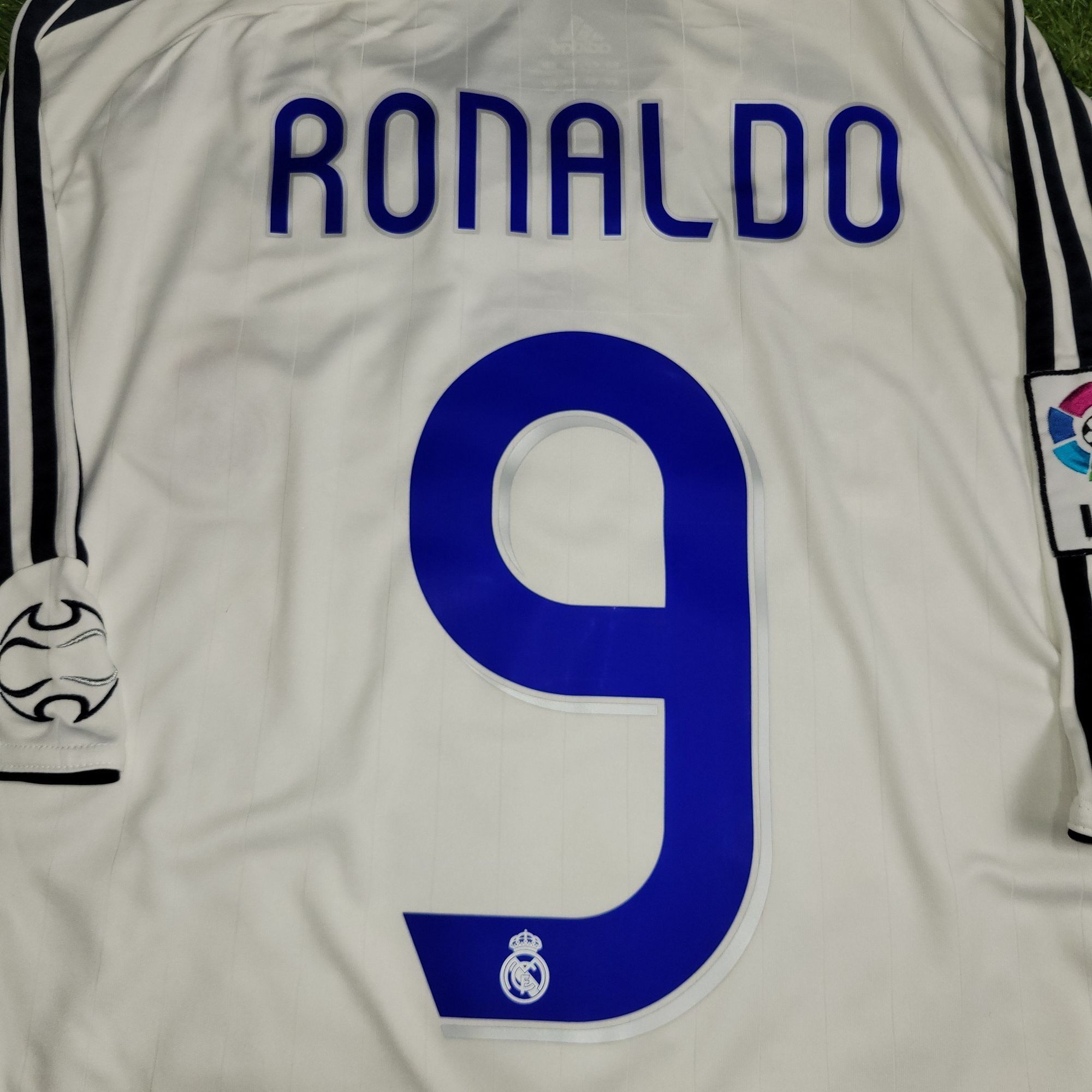 Adidas Ronaldo Real Madrid 2006 2007 Soccer Jersey Shirt L Size US L / EU 52-54 / 3 - 4 Thumbnail