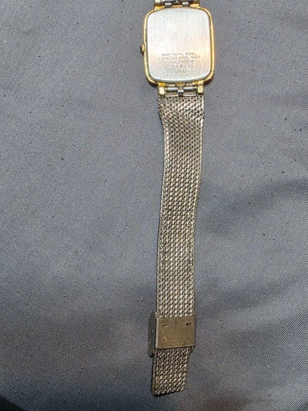 Pulsar Pulsar Watch for Parts or Not Working Size ONE SIZE - 5 Thumbnail