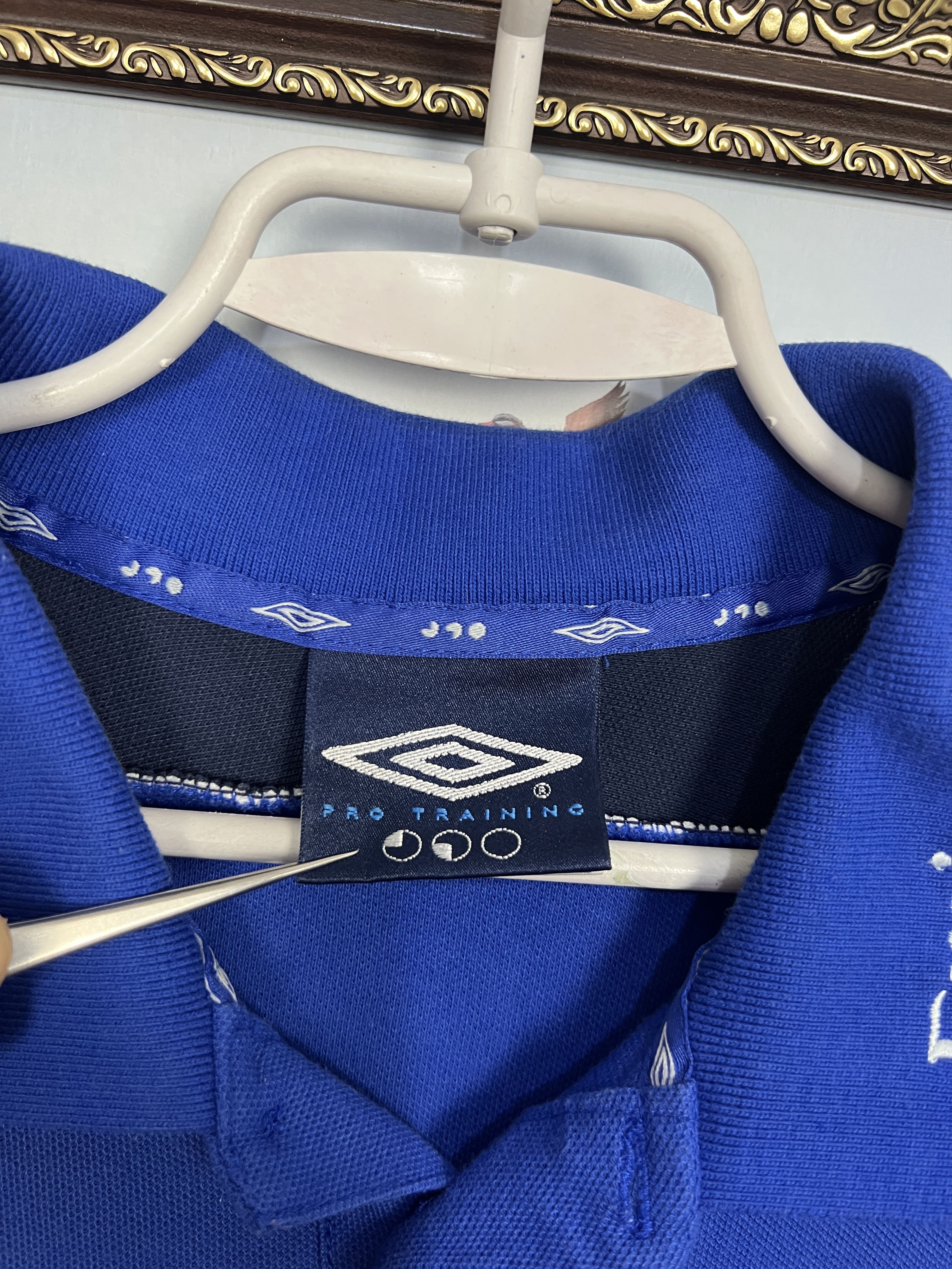 Umbro Vintage Chelsea Football Train Polo Shirt Jersey Trikot Size US L / EU 52-54 / 3 - 7 Thumbnail