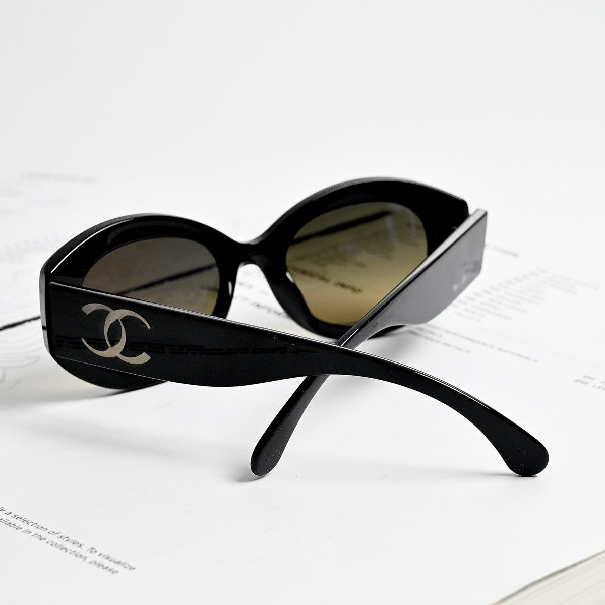 Chanel CHANEL 0CH5528 SUNGLASSES Size ONE SIZE - 8 Thumbnail