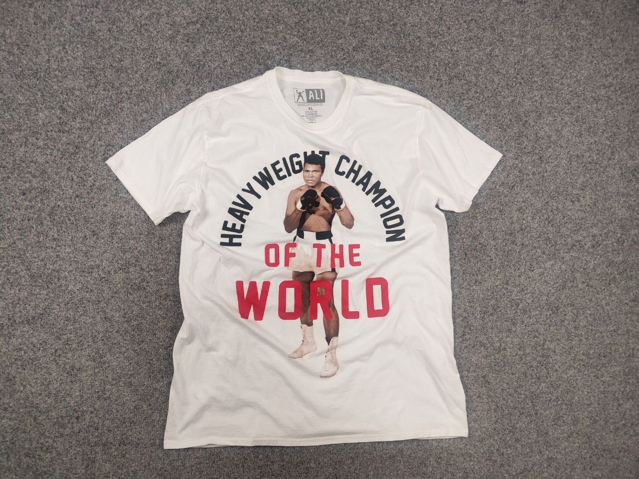 Vintage Vintage Muhammad Ali Logo Of the World White T-shirt Size US XL / EU 56 / 4 - 3 Thumbnail