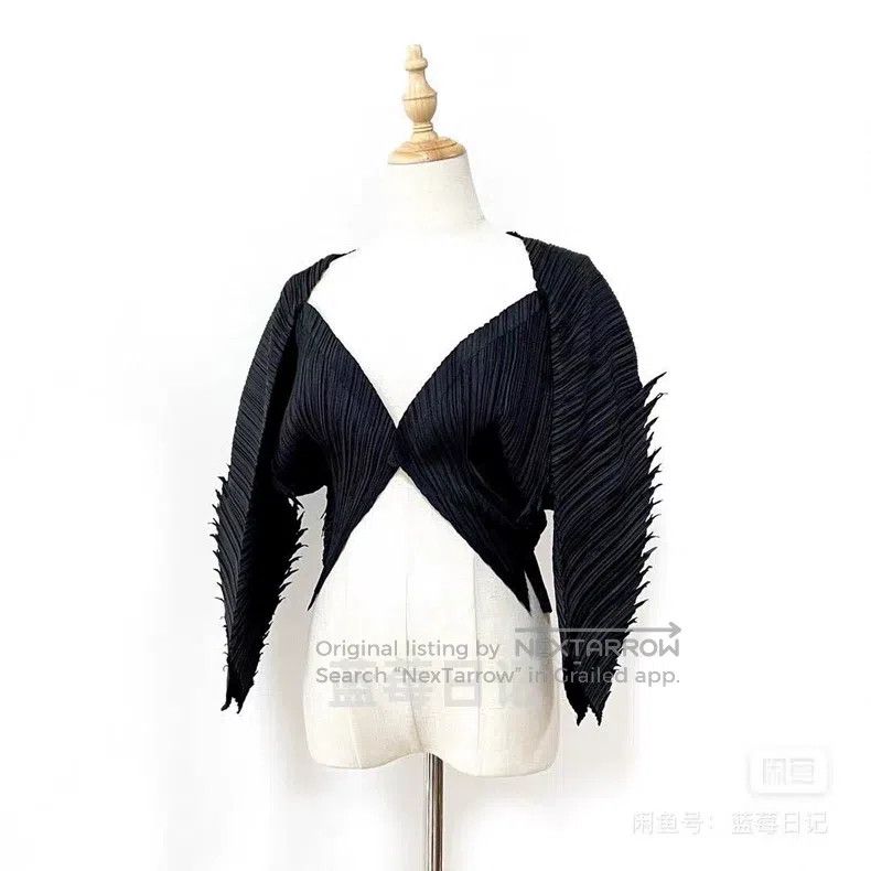 Issey Miyake Issey Miyake size:F Dragon Spine Coat Size S / US 4 / IT 40 - 2 Thumbnail